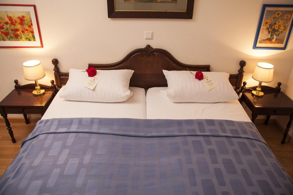 Burg Boetzelaer Hotel Kalkar Bilik gambar